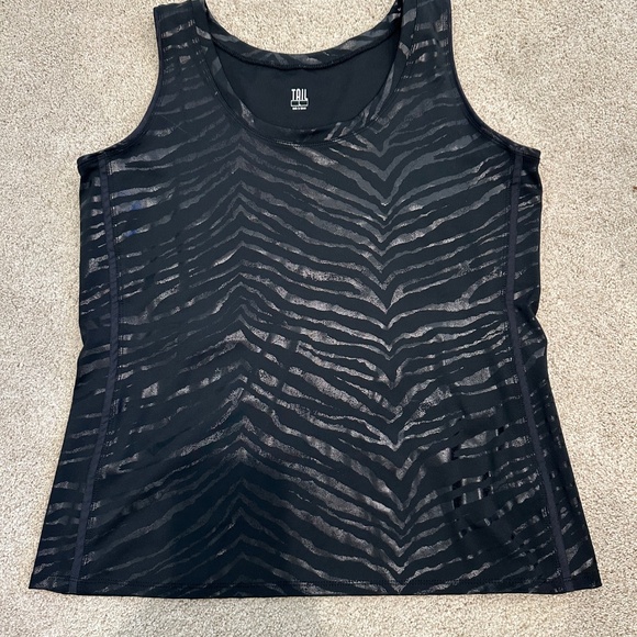 Tail Tennis Shirt Fun Metallic Animal Print Tone on Tone Black Light New - Picture 3 of 7